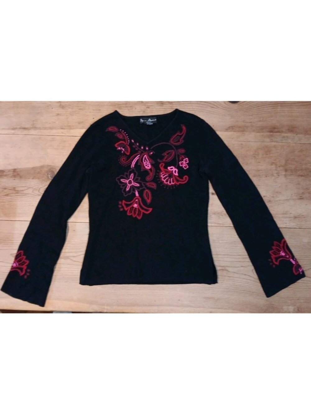 Mercer & Madison Women S Pullover Sweater Embroidery Flare Sleeve Wool Blnd Boho